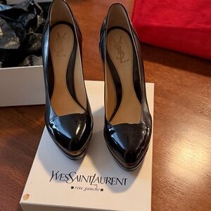 Yves Saint Laurent Black Patent Heels